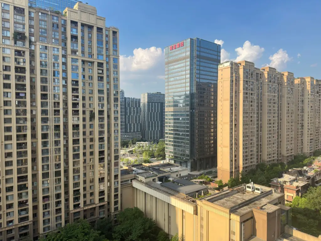 苏州地格热装饰材料科技地暖系统与地面材料的协同选型指南